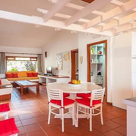 Prázdninový dům Maspalomas Sleeps 11 Pool Wifi