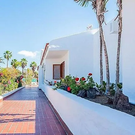 Maspalomas Sleeps 11 Pool Wifi
